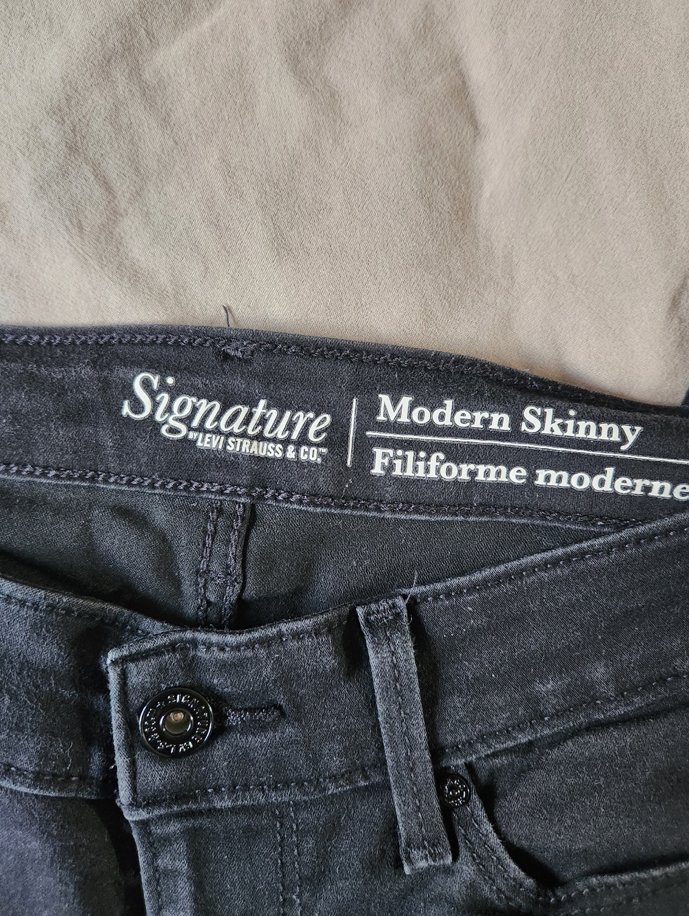 Levi Strauss Signature Women’s Modern Skinny Jeans - Size 6 - Picture 5 of 12